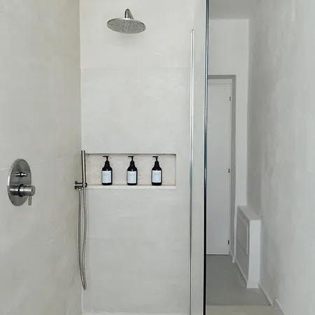 Apartament Saho